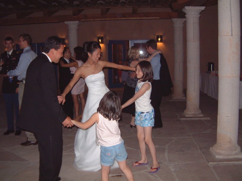 2004/06(June)/01(NM-Weekend)/02(Wedding)/800x600_2004-06-12 22-21-04.JPG